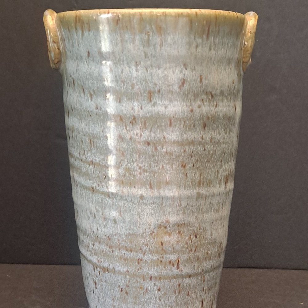 HANDMADE POTTERY VASE